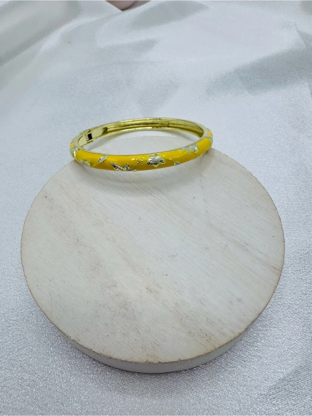 Yellow Floral Enamel Bangle Bracelet Gold Tone Vintage Style Statement Jewelry